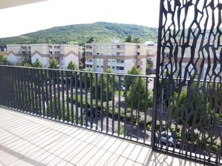  Appartement � louer 4 pi�ces 76 m�