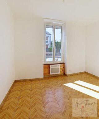  Appartement à louer 2 pièces 31 m²