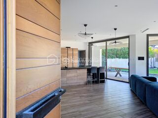  Maison � vendre 7 pi�ces 220 m�