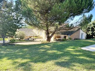  Propriété/château à vendre 6 pièces 250 m²