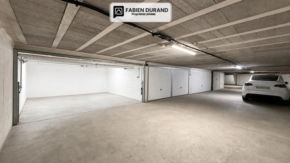 Vente Parking/Garage DOUBLE GARAGE FERMÉ  24 m²  MANDELIEU-LA-NAPOULE RÉSIDENCE LES 3 RIVIÈRES Mandelieu-la-napoule