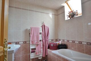 Propriété/château à vendre 6 pièces 160 m²