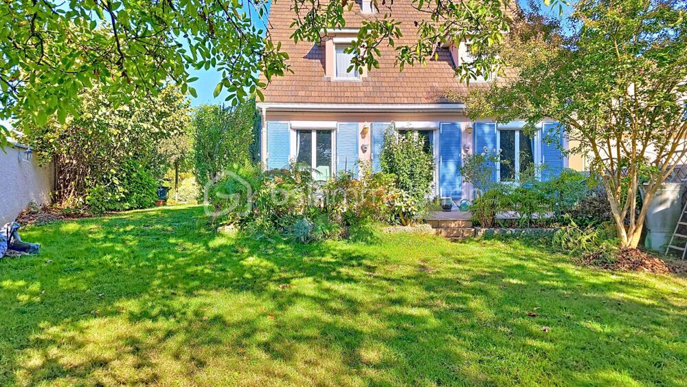 Vente Maison ? Coup de cœur garanti pour cette superbe maison familiale avec sous-sol total, nichée dans un environnement verdoyant ! ? Brie comte robert