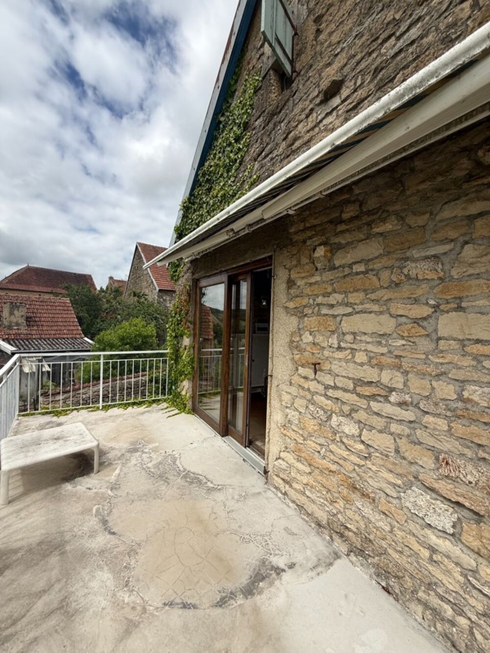 Maison à vendre 5 pièces, 4 km de Venraey Les Laumes