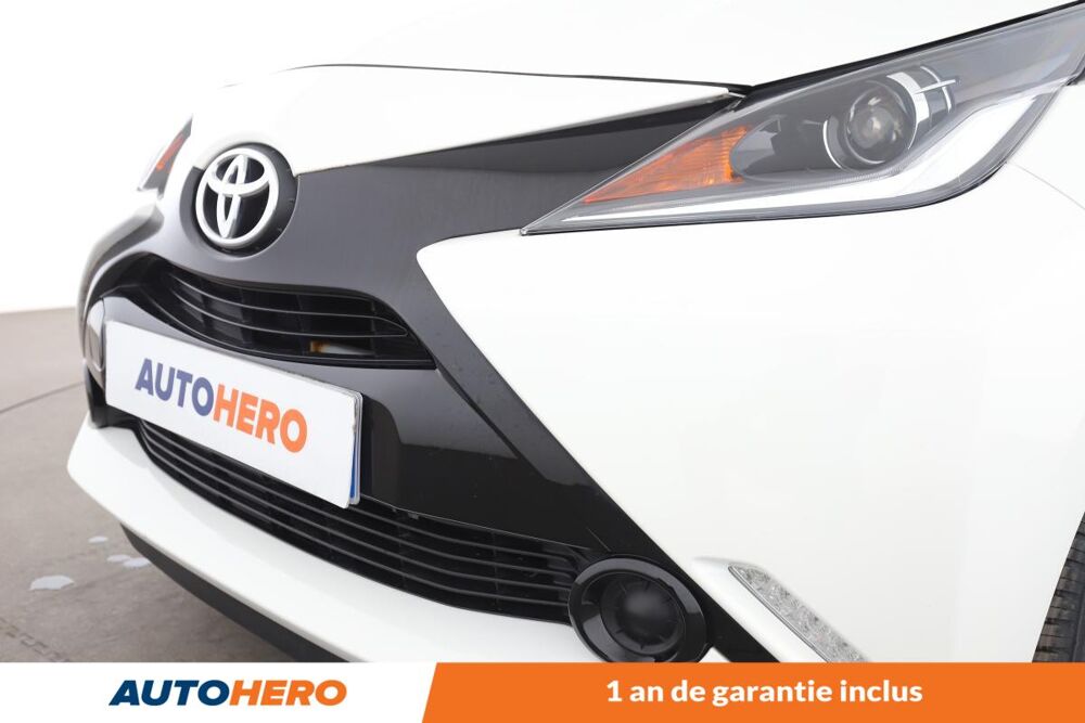 Aygo 1.0 VVT-i X-Play X-Shift 5P 69 ch 2015 occasion 92130 Issy-les-Moulineaux