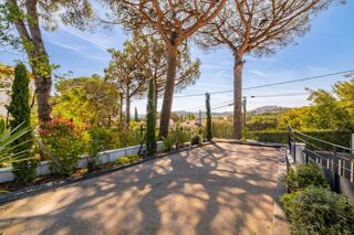  Maison � vendre 6 pi�ces 205 m�