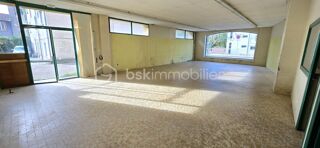  Immeuble � vendre 2 pi�ces 110 m�