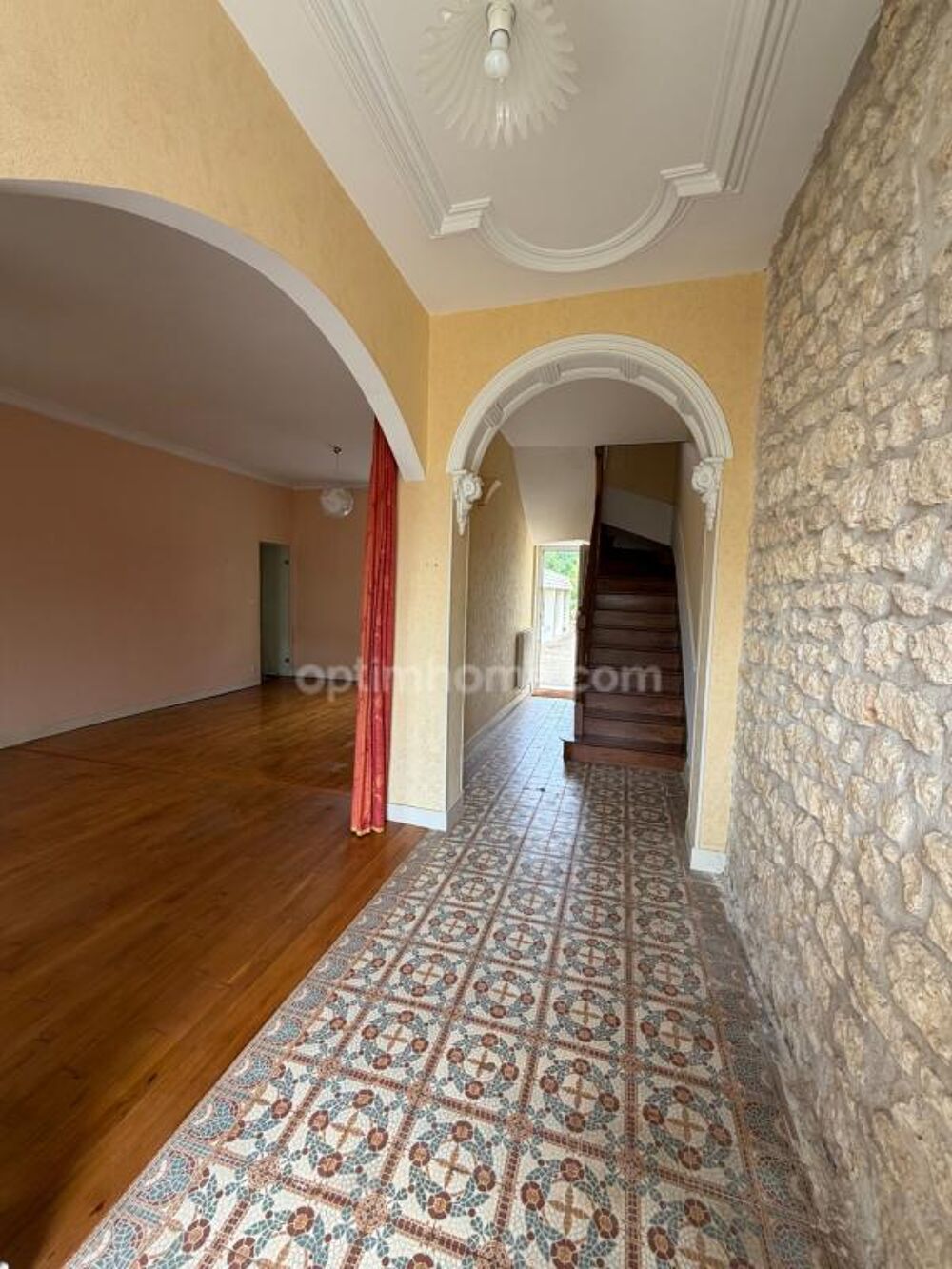Saint Yrieix. Maison 190 m² sur terrain de 4070 m²