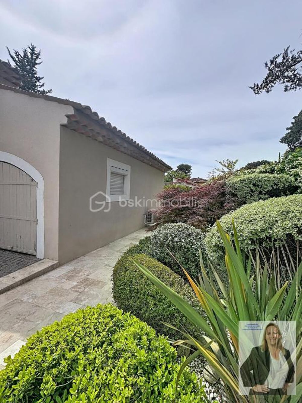 EN EXCLUSIVITE - Mougins - Magnifique villa avec piscine et studio indépendant