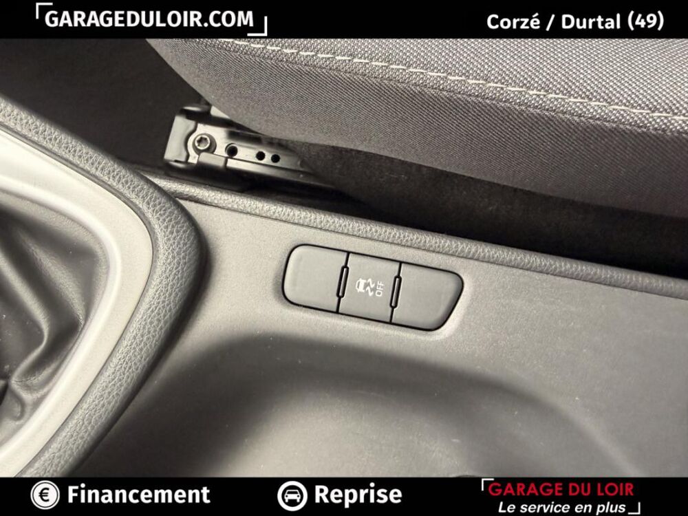 Yaris IV 120 VVT-i Dynamic Business 2023 occasion 49140 Corz&eacute;