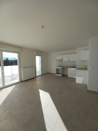  Appartement � louer 3 pi�ces 64 m�