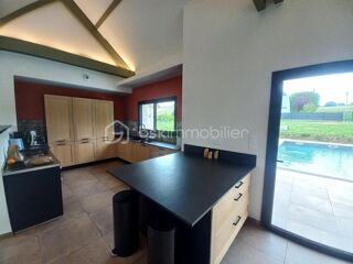  Maison � vendre 8 pi�ces 220 m�