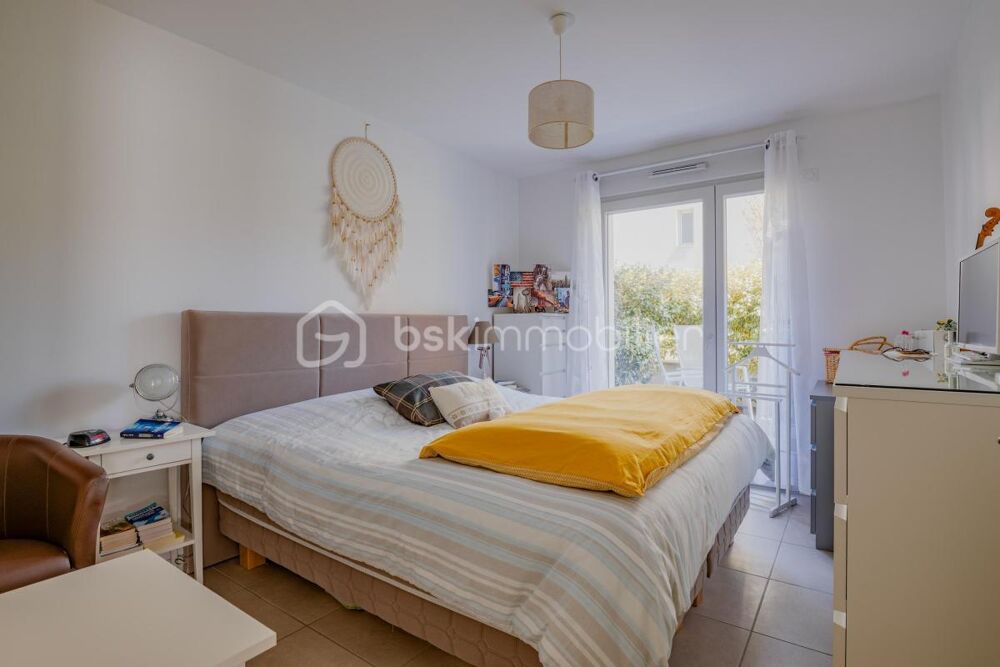 Vente Appartement Appartement 2 pièces 48m² avec terrasse et garage Meyzieu