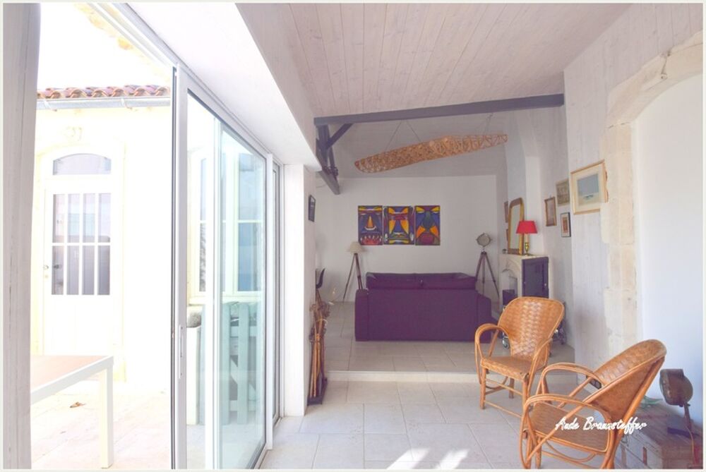 Maison à vendre 5 pièces SAINT CLEMENT DES BALEINES (17), 3 chambres, belle réception