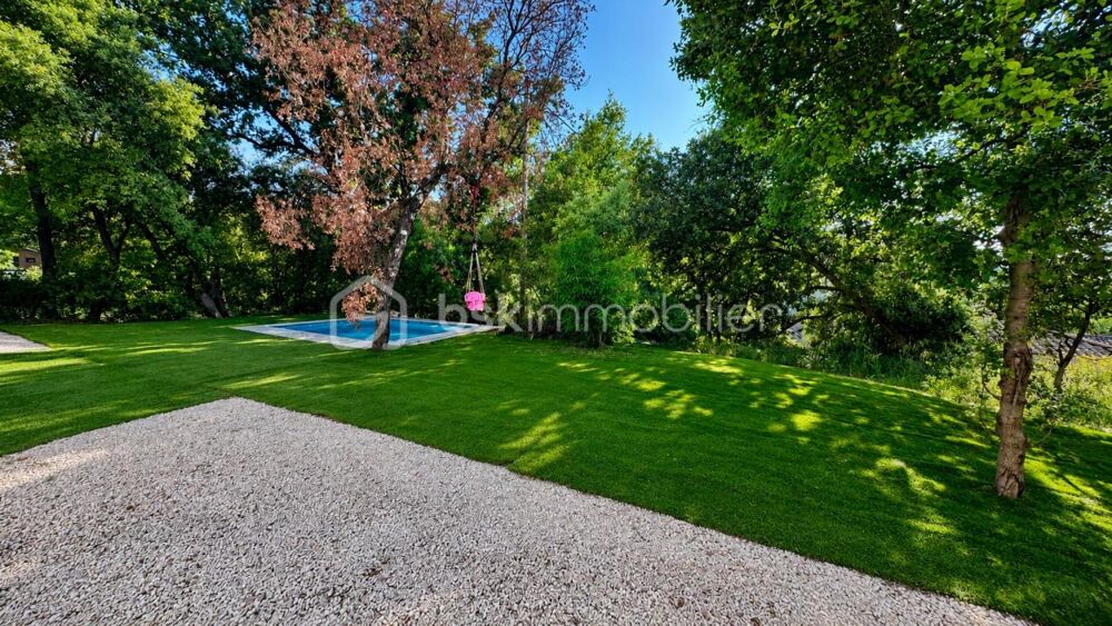 Achat Villa contemporaine RT 2012 de plain-pied  130 m² habitables + 130 m² aménageables  Piscine  Terrain 1 500 m²