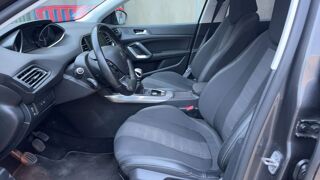 308 SW II 1.2 PureTech 130 Allure 2019 occasion 94800 Villejuif