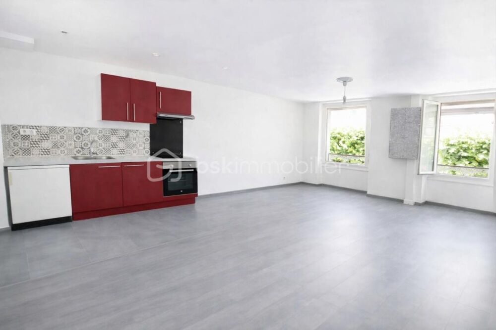 Vente Appartement Savigny/Orge Coeur de ville à 2 min à pied du RER C, spacieux 2 pièces  en très bon état + cave Savigny sur orge