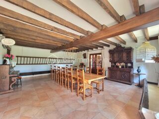  Propriété/château à vendre 14 pièces 510 m²
