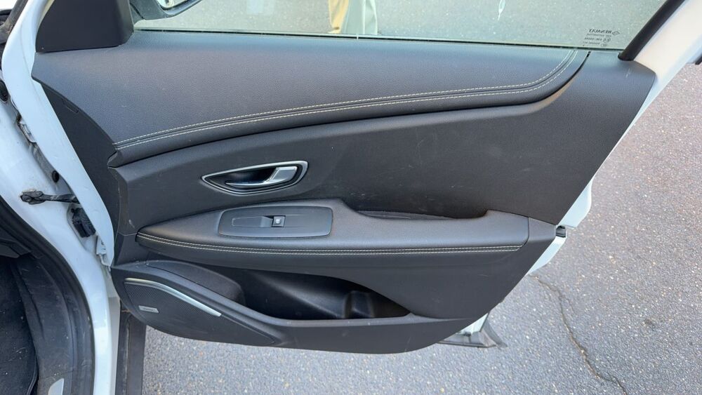Grand scenic IV IV 1.3 TCe 160 EDC7 Bose - 7 places Automatique 2019 occasion 95120 Ermont