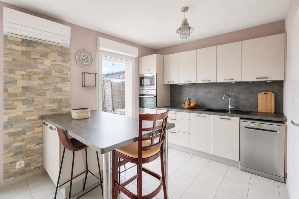 Vente Maison Maison de 4 pièces de 82 m² à Carbon-Blanc Carbon blanc