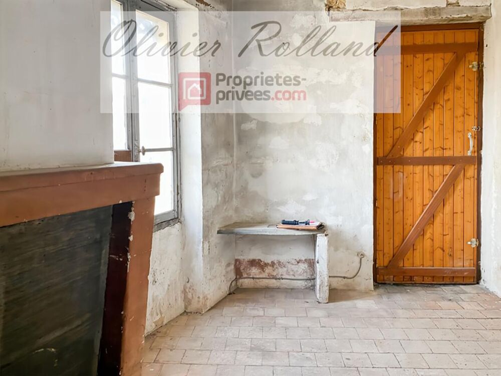 49540 - Aubigné sur Layon - Maison à rénover de 104 m² sur 500 m² de terrain avec dépendances