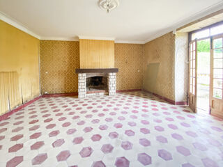  Maison à vendre 6 pièces 327 m²