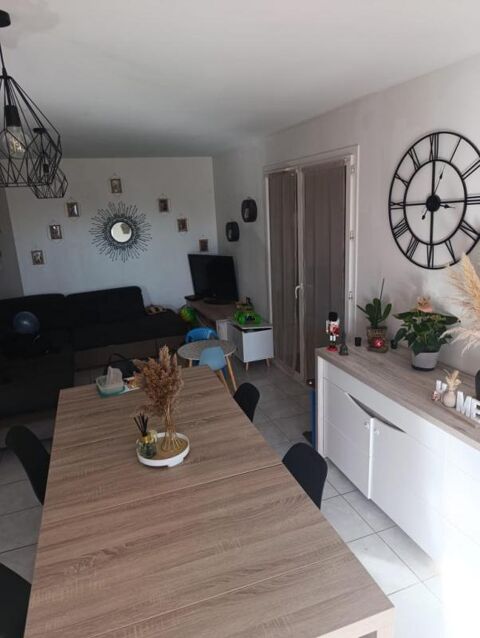  Appartement � louer 4 pi�ces 80 m� La fare les oliviers