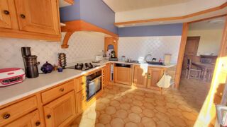  Maison à vendre 10 pièces 196 m²