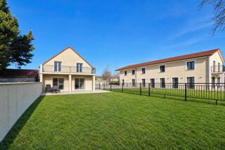  Propriété/château à vendre 12 pièces 390 m²