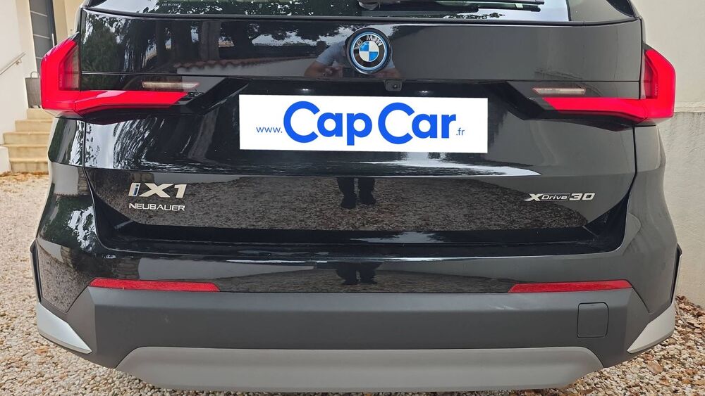 iX1 xDrive 30 313 Business Design - Automatique 2025 occasion 17000 La Rochelle