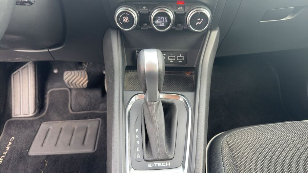 Captur 1.6 E-Tech 145 Hybrid EDC Techno 2022 occasion 76230 Isneauville