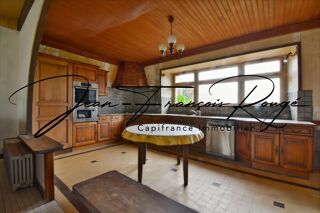 Maison à vendre 10 pièces 243 m²