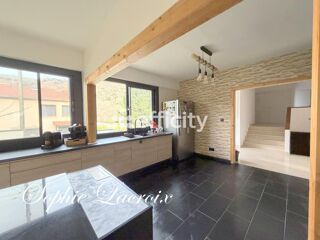  Villa à vendre 7 pièces 173 m²