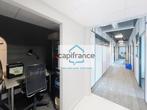   Bureau à vendre CHAMBERY (73) - bureaux 393 m² avec 8 parking privés couverts 