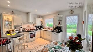  Villa à vendre 7 pièces 273 m²