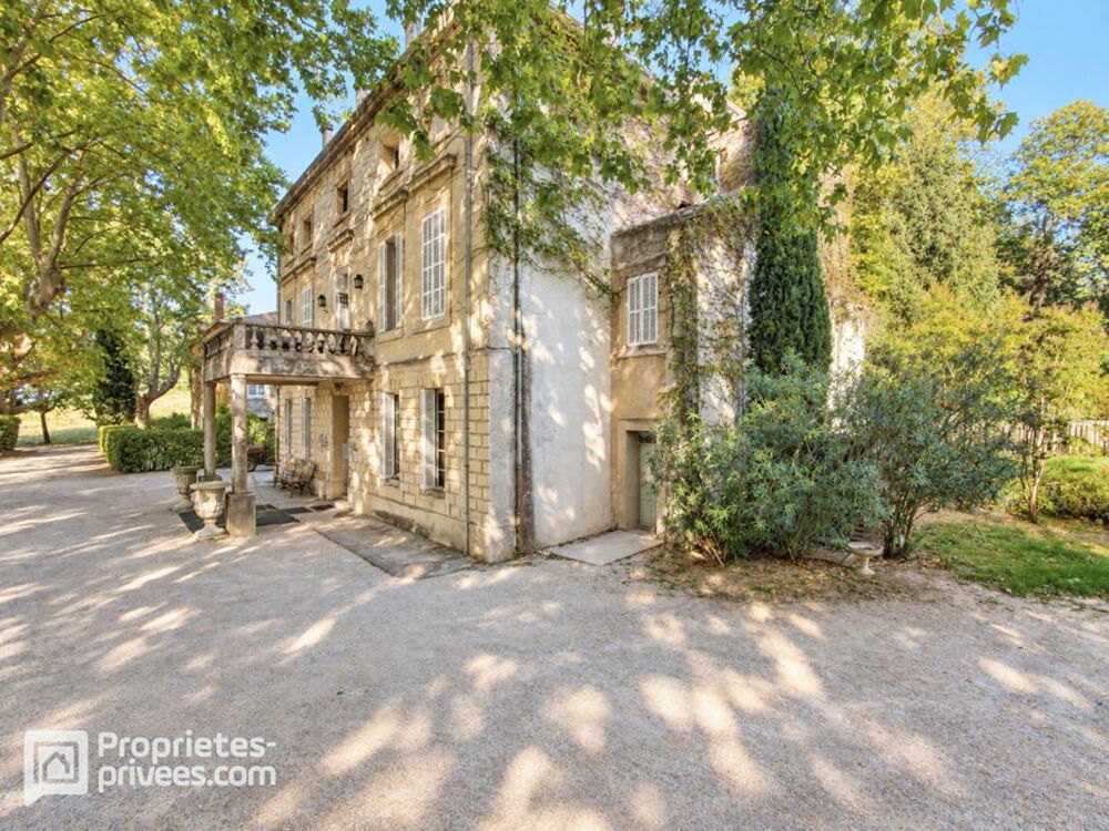 à vendre  Propriété/château Bollène (84500)
