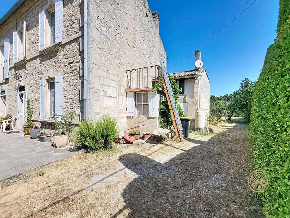 MAS DE CARACTERE en campagne 150m2 habitable Terrain 560m2