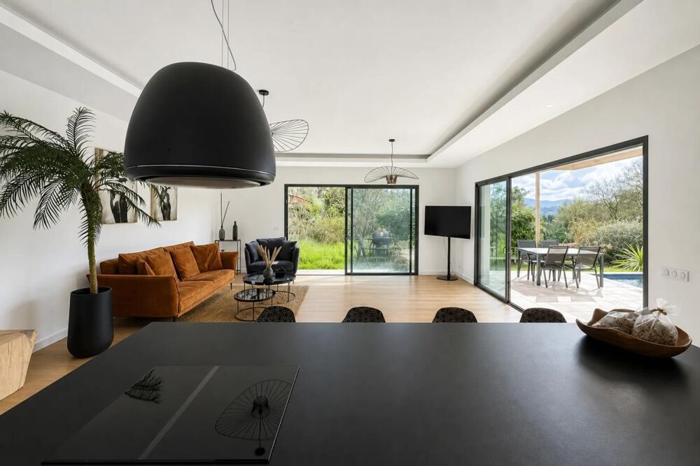 Vente Maison Villa contemporaine de 135 m² à Ajaccio Ajaccio