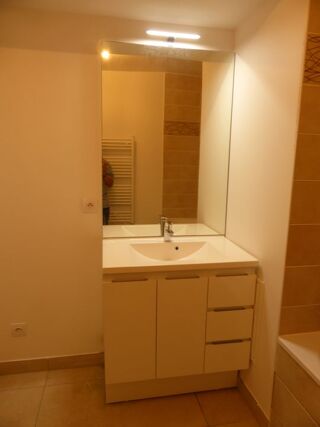  Appartement à louer 3 pièces 62 m²