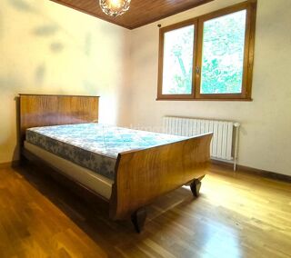  Maison  vendre 8 pices 353 m