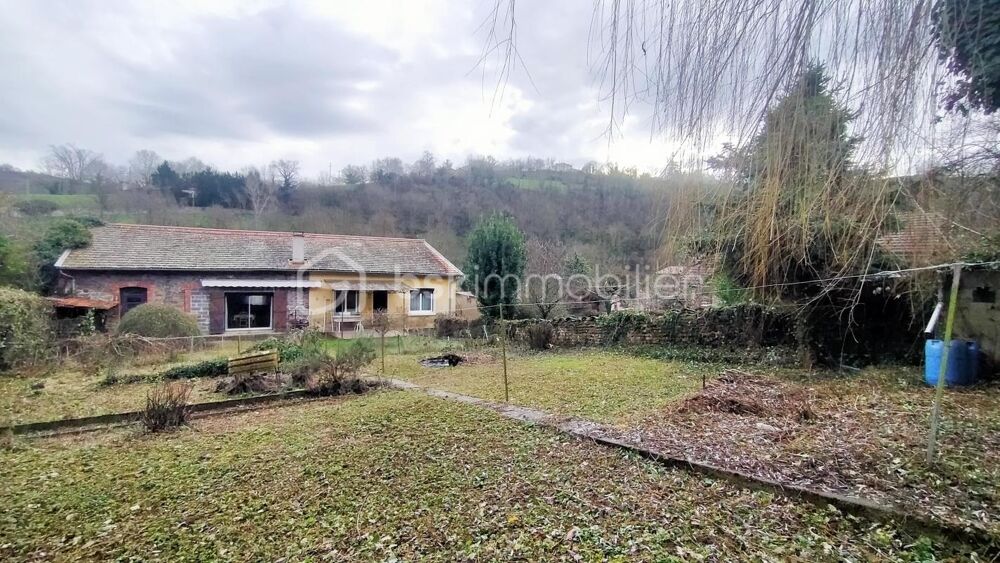 Vente Maison Maison 171 m2 dépendance garage Regny