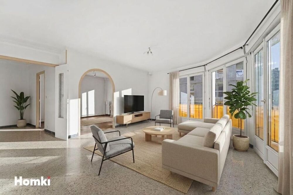 Vente Appartement Appartement T4 de 106 m² à Saint-Laurent-du-Var 06700 Saint laurent du var