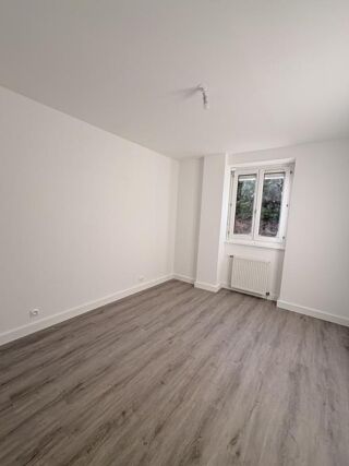  Appartement � louer 3 pi�ces 80 m�