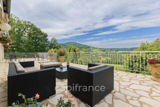  Proprit/chteau  vendre 10 pices 315 m