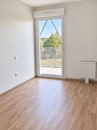  Appartement à louer 3 pièces 58 m²