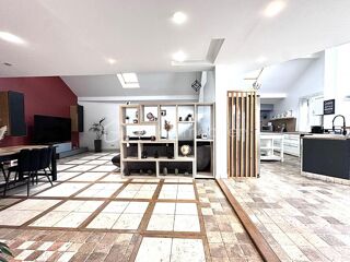  Maison  vendre 8 pices 265 m