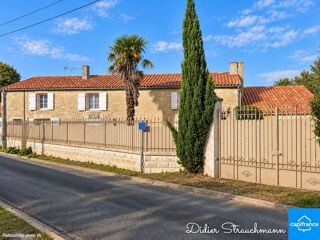 Vente Maison Maison à vendre 6 pièces SAINT JEAN DE LIVERSAY (17) Saint jean de liversay