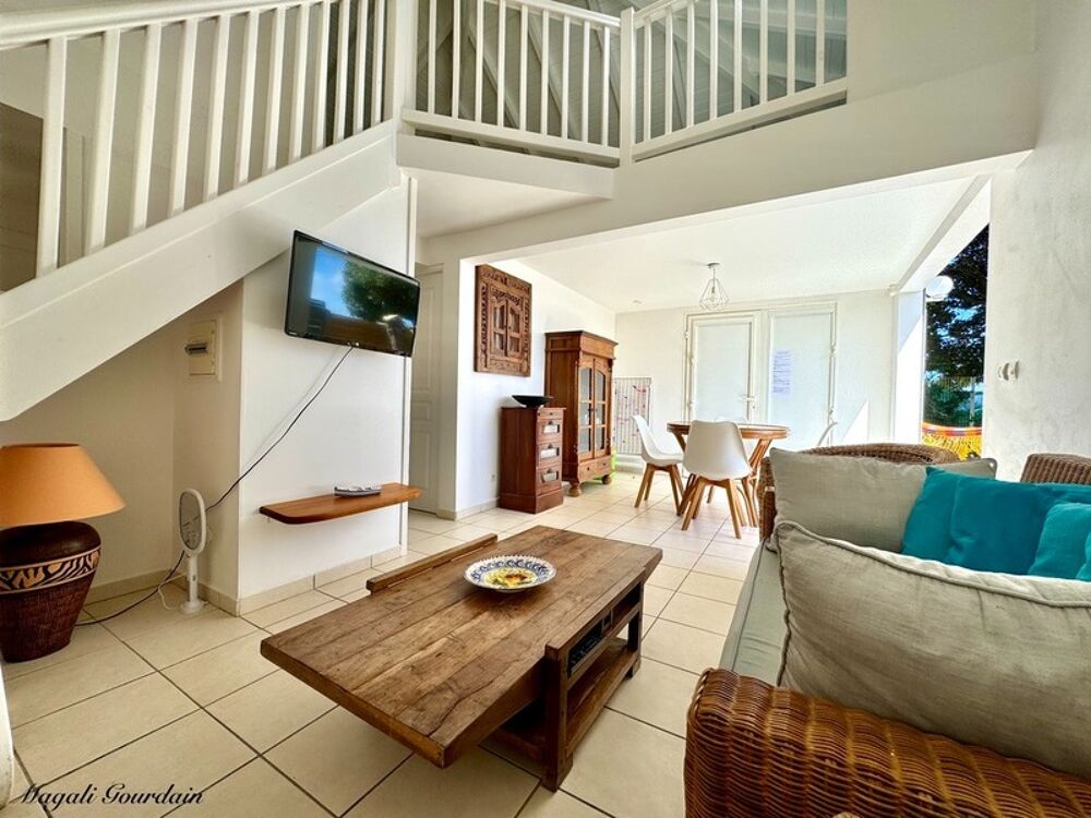 à vendre  Propriété/château Saint-François (97118)