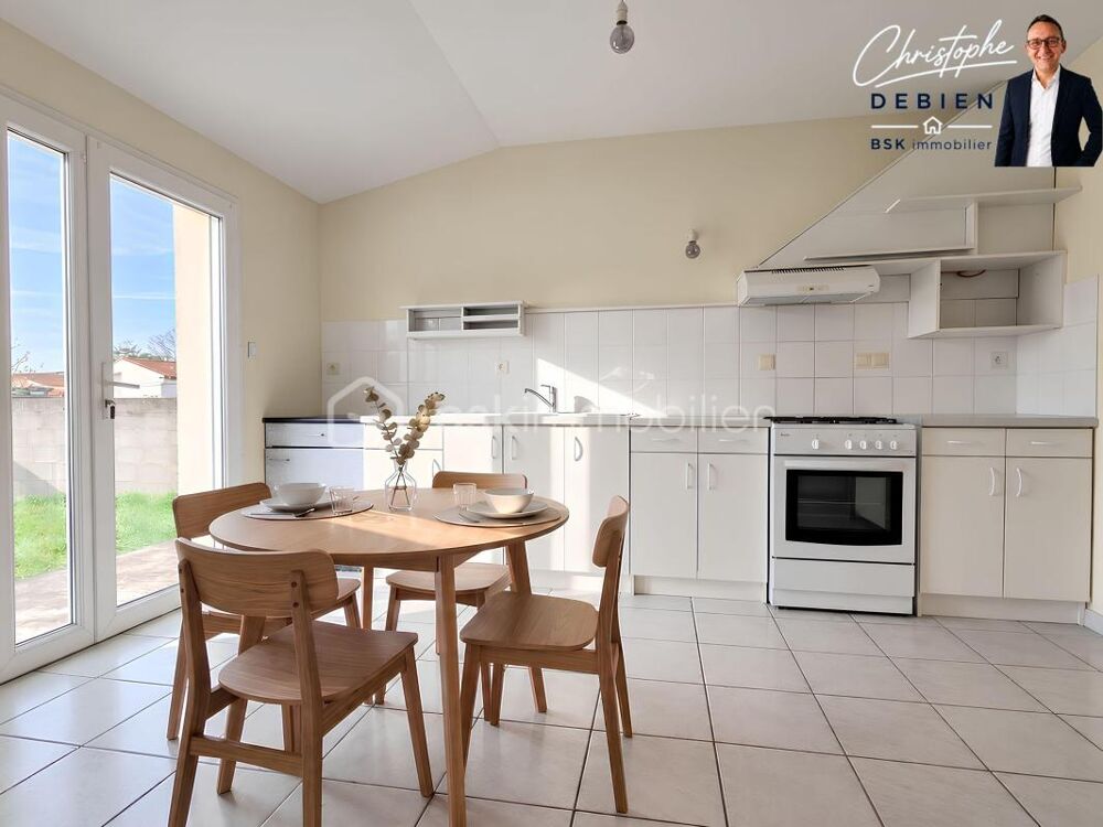 PAVILLON PLAIN-PIED DE 2002 SUR 560 M² DE TERRAIN  3 CHAMBRES  JARDIN ET TERRASSE