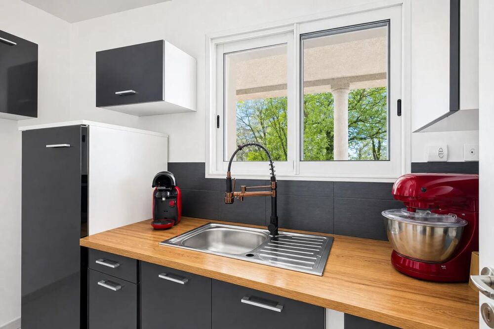 Maison spacieuse à Naintré avec jardin clos